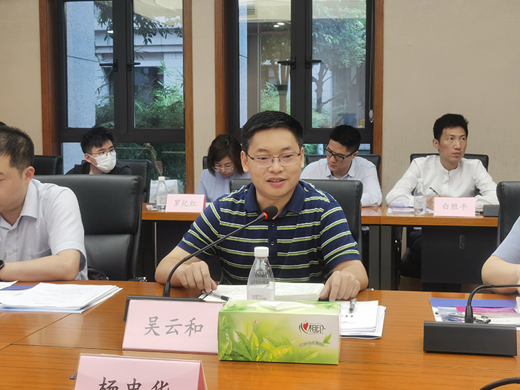 重慶頒發(fā)首批行政辦事員技能等級(jí)證書(shū) 以專業(yè)化培訓(xùn)強(qiáng)化服務(wù)效能